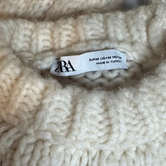 Zara Ivory Cable Knit Turtleneck Sweater - Picture 5 of 5